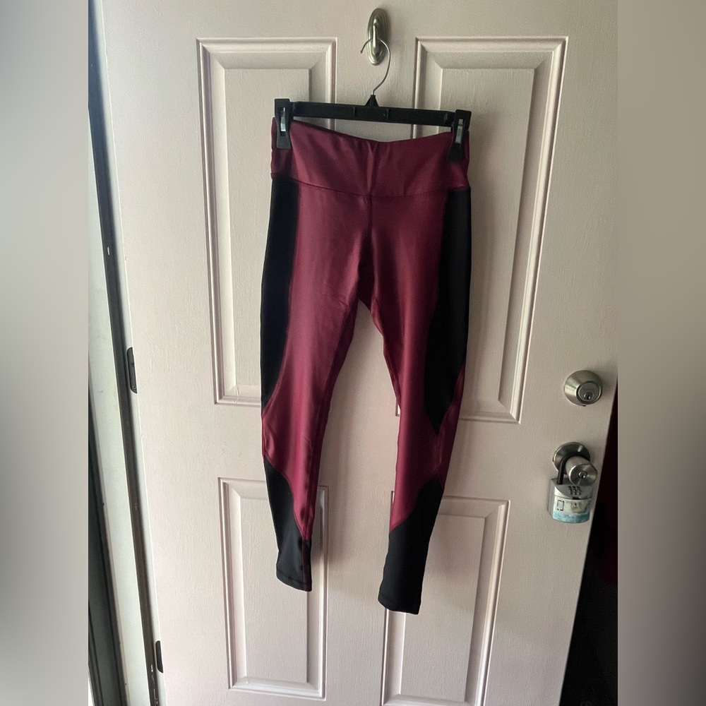 NWOT 90 Degree leggings
